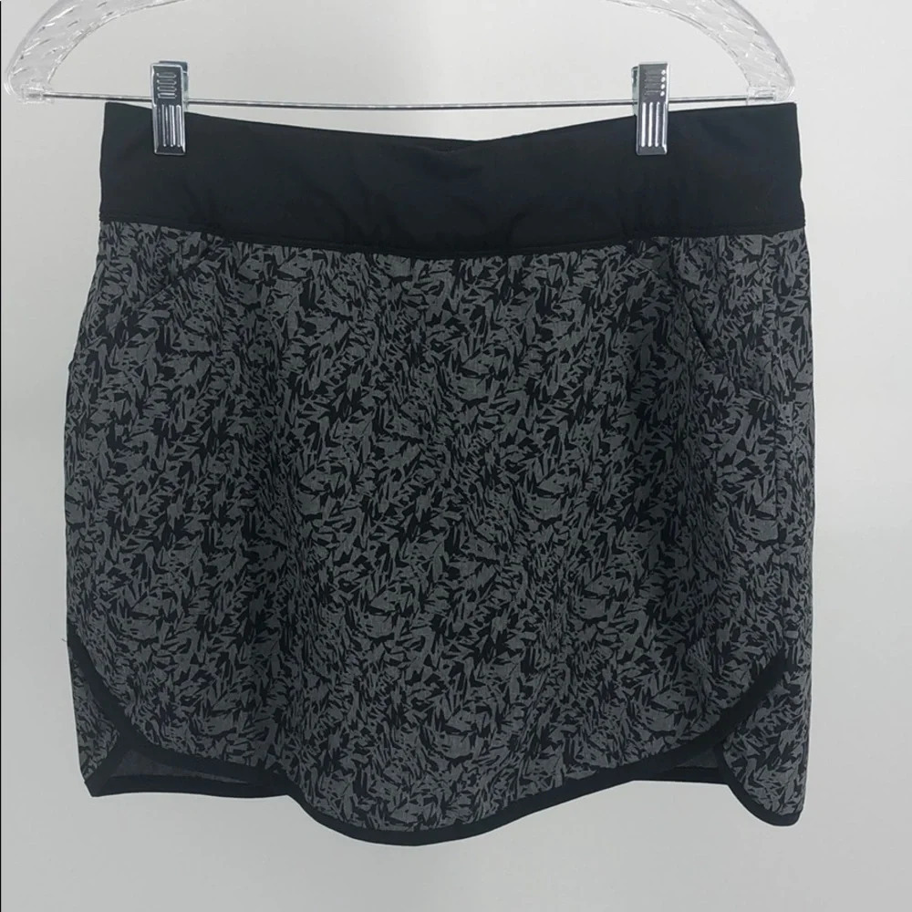 Adidas shorts skirt 2 in 1 NWOT small